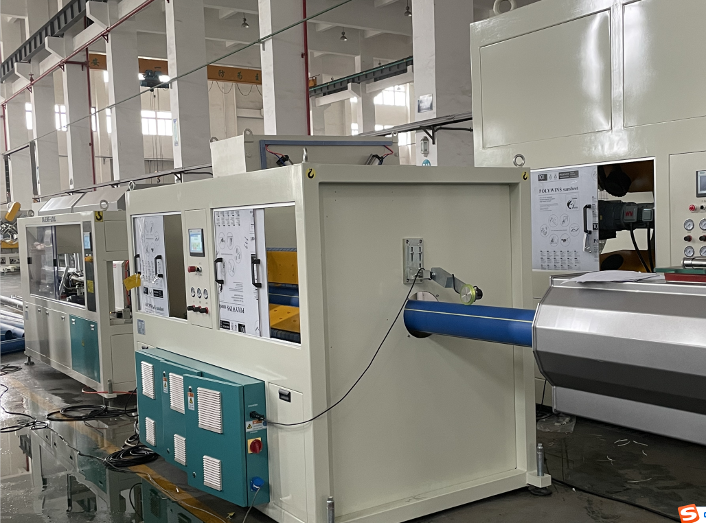 Haul-off og Cutting Machine for PE Pipe Extrusion Line