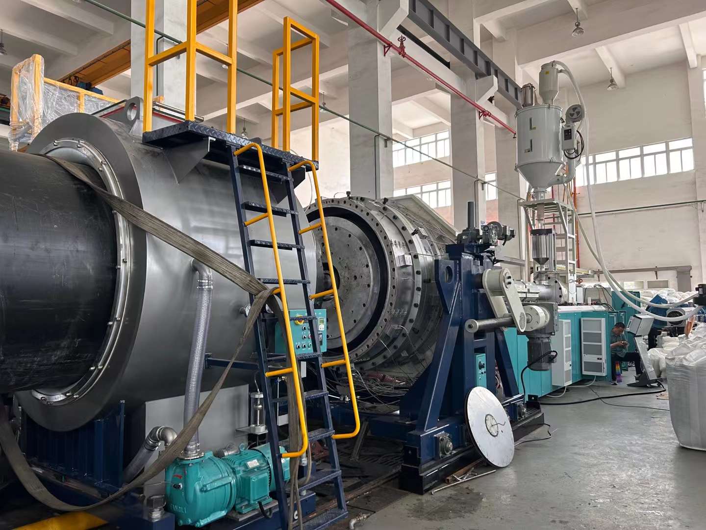 Rør med høy tykkelse og stor diameter: hvordan unngå nedsynkning i rørekstrudering