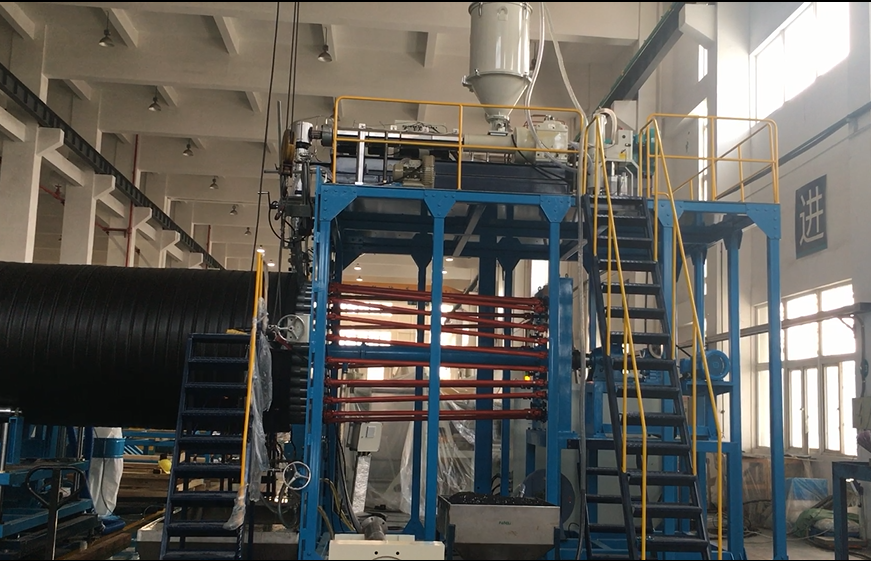 Produksjon av HDPE-viklingsrør med stor diameter